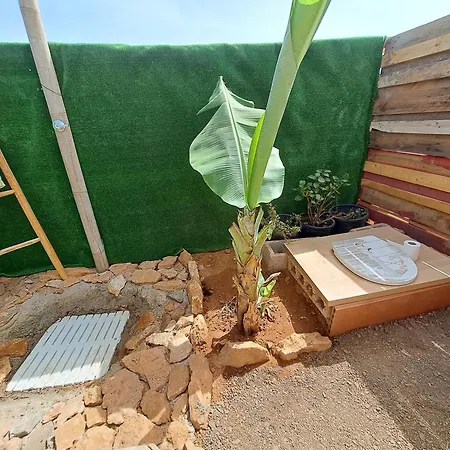 Campsite Tiny House Camion Fijo En Islas Canarias *
