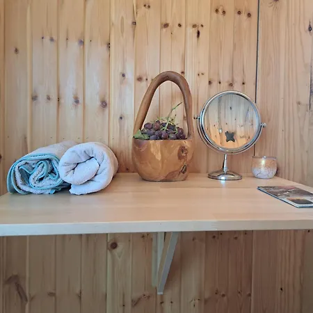 Campsite Tiny House Camion Fijo En Islas Canarias
